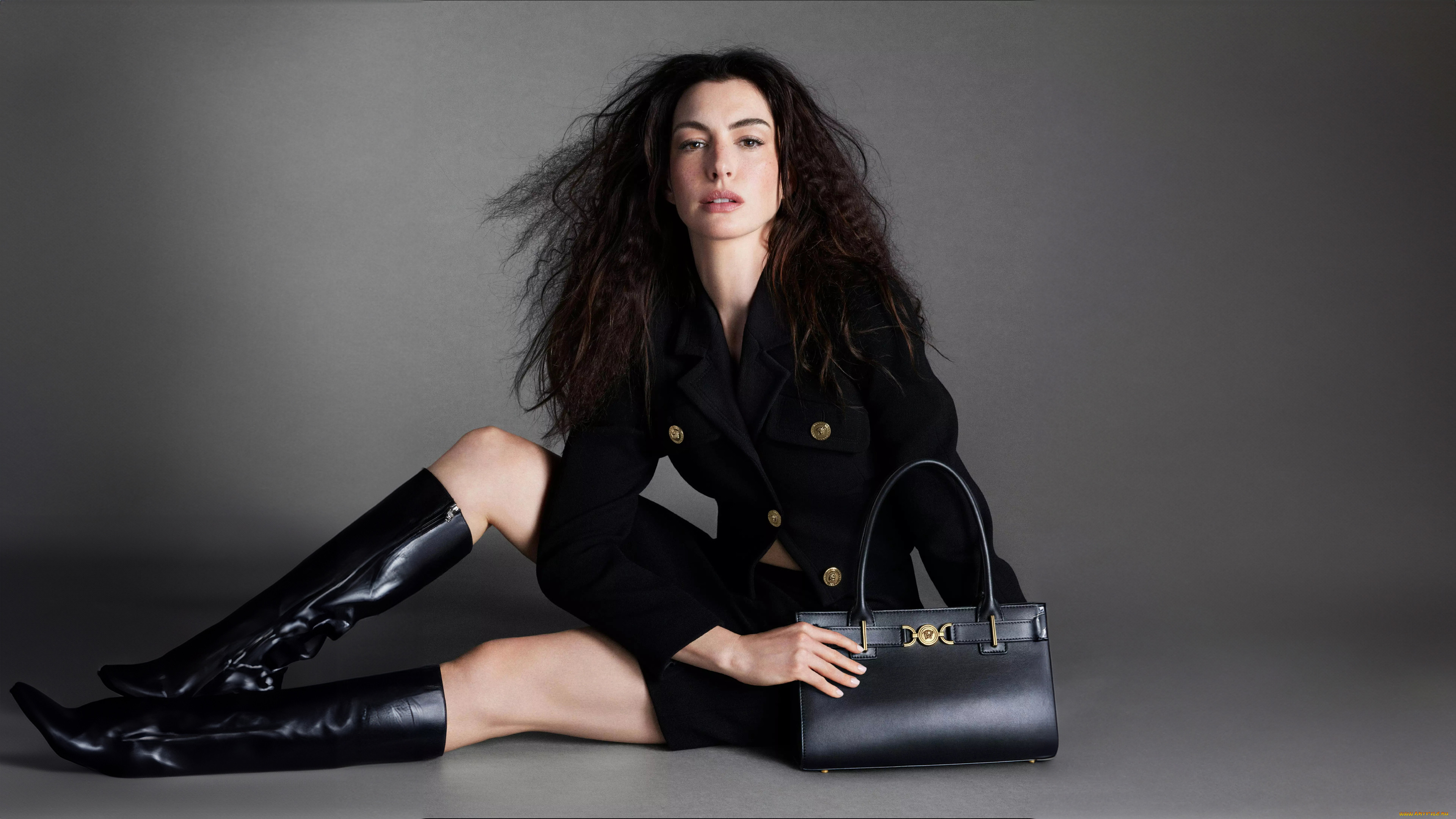 2024 anne hathaway versace icons, , anne hathaway, , versace, icons, 2024, , , , e, 